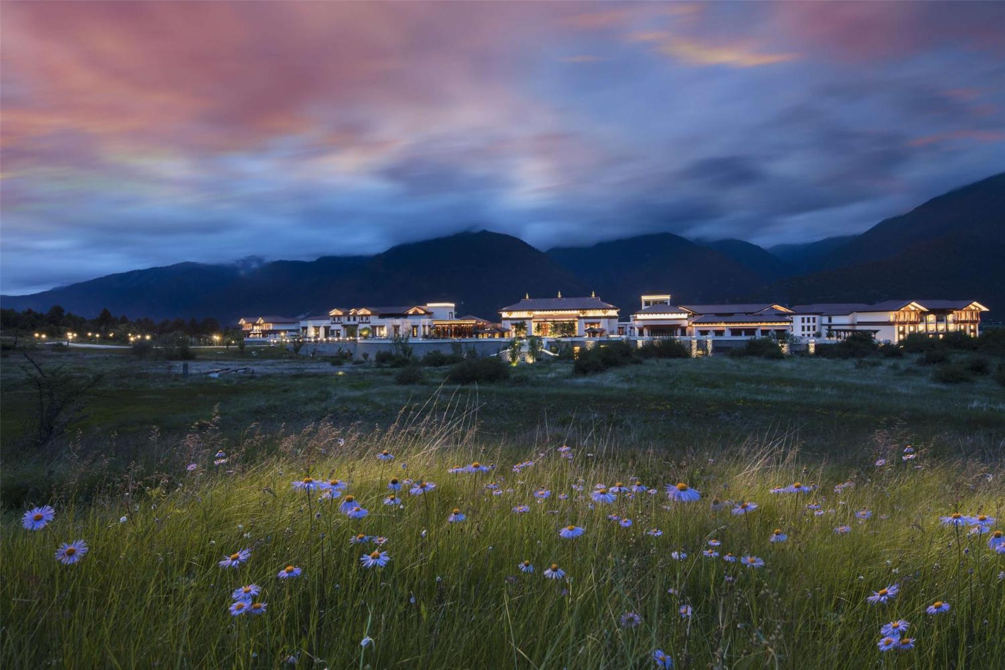 Hilton Linzhi Resort Nyingchi Eksteriør billede